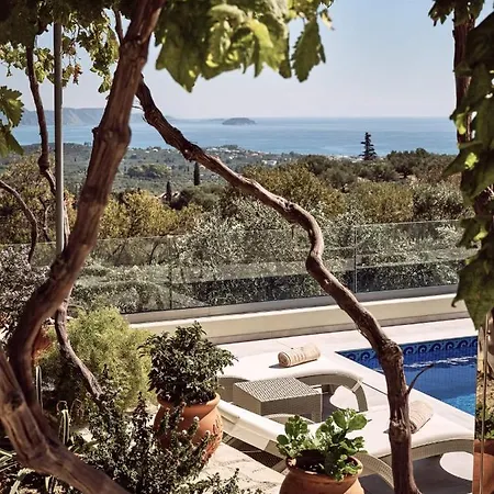 Balcony - Private Pool, Large Groups & Sea View, By Zantewize *