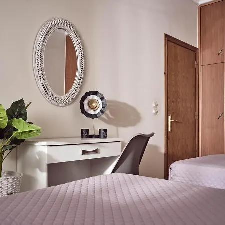 Balcony - Private Pool, Large Groups & Sea View, By Zantewize Вилла Литакия