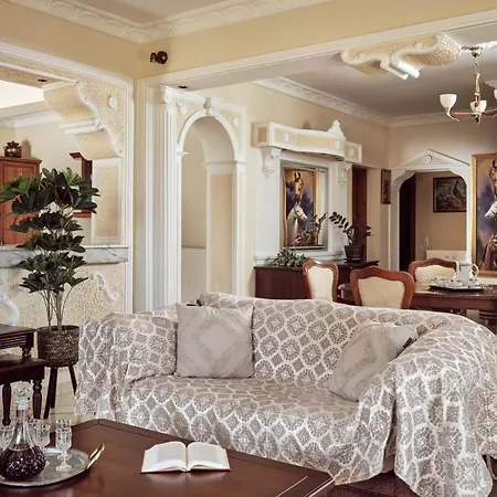 Balcony - Private Pool, Large Groups & Sea View, By Zantewize Литакия