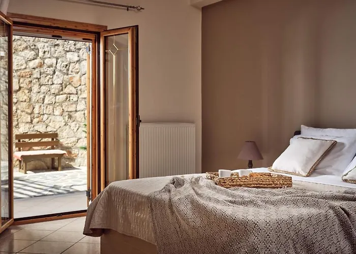 Villa Balcony - Private Pool, Large Groups & Sea View, By Zantewize