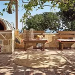 Villa Balcony - Private Pool, Large Groups & Sea View, By Zantewize *