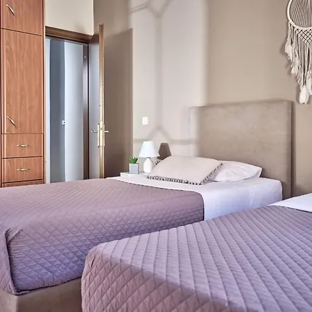 Villa Balcony - Private Pool, Large Groups & Sea View, By Zantewize