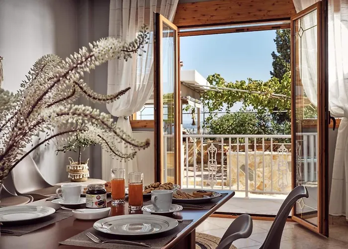 Balcony - Private Pool, Large Groups & Sea View, By Zantewize Vila Lithakia (Zakynthos)