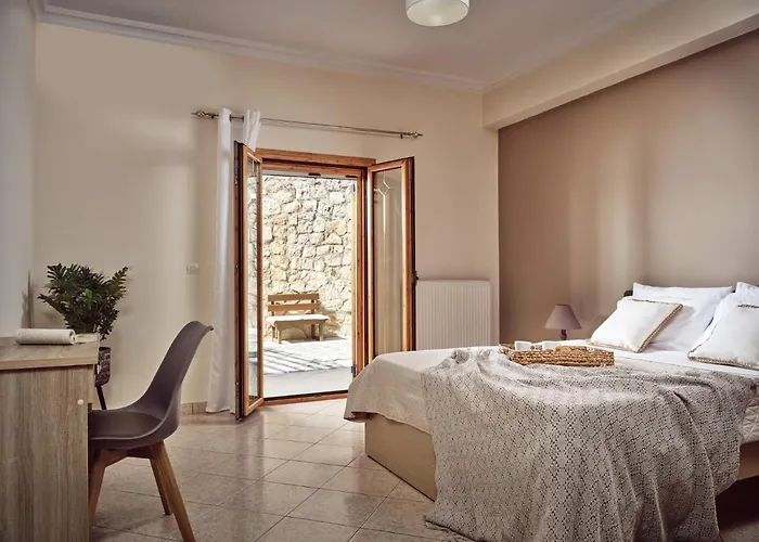 Balcony - Private Pool, Large Groups & Sea View, By Zantewize *