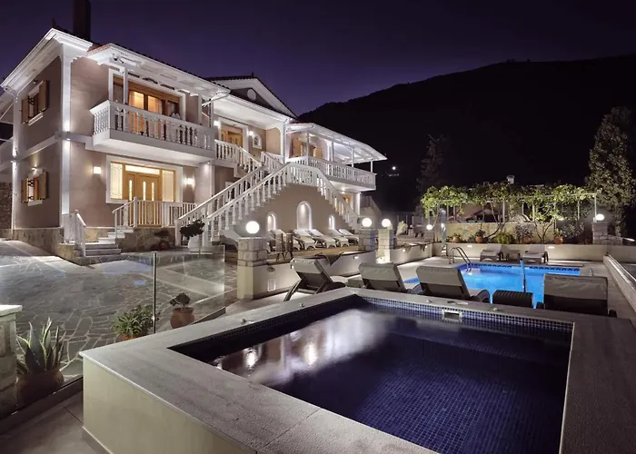 Vila Balcony - Private Pool, Large Groups & Sea View, By Zantewize