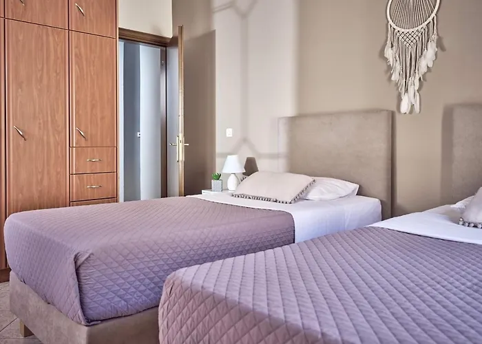 Villa Balcony - Private Pool, Large Groups & Sea View, By Zantewize