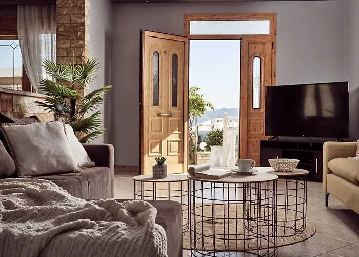 Balcony - Private Pool, Large Groups & Sea View, By Zantewize *