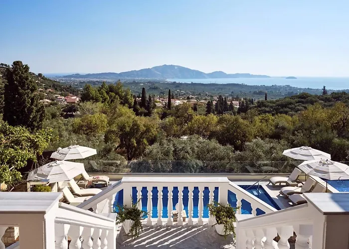 Balcony - Private Pool, Large Groups & Sea View, By Zantewize Vila