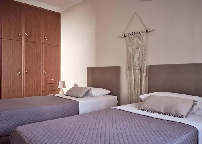 Vila Balcony - Private Pool, Large Groups & Sea View, By Zantewize Lithakia (Zakynthos)